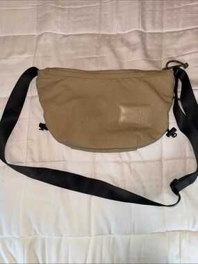 The North Face Tan and Black Belt Bag with Adjustable Strap